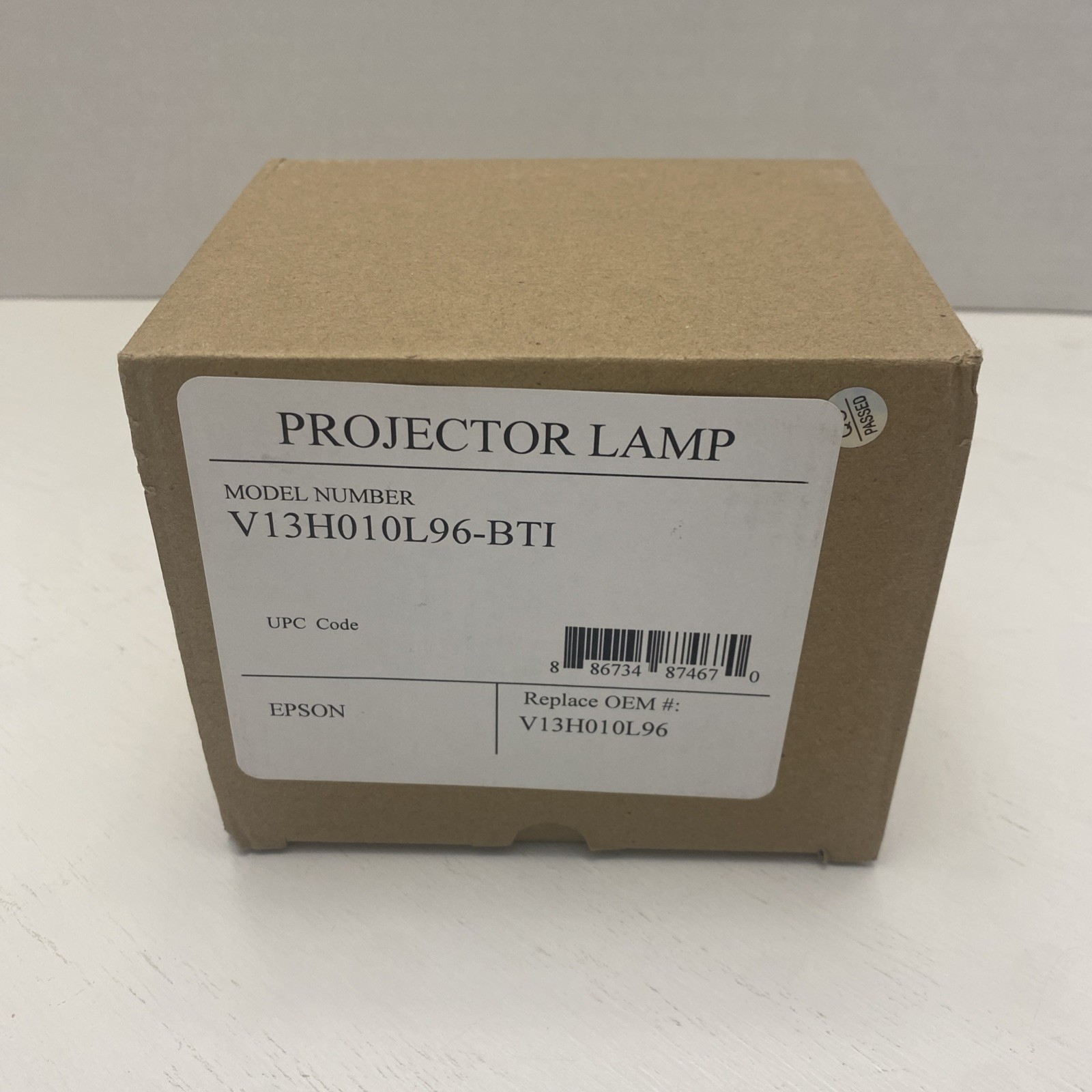 V13H010L96-BTI Replacement Projector Lamp Bulb with Housing for Epson NIB