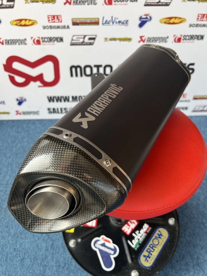 Escape negro titanio Ducati Monster 821 / 1200 S Akrapovic 2014 - 2016 ¡OFERTA! Foto 4 de 4