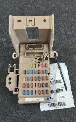 2014 SUBARU FORESTER CABIN FUSE BOX 82201FJ110