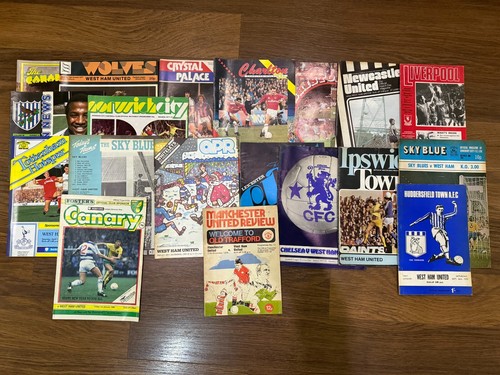 West Ham 19 Auswärtsspieltagsprogramme, 70er & 80er Jahre, Restposten, sehr guter Zustand.