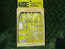 Vintage Revell Custom Car Parts  Packet: Accessory Display Items-C-1157
