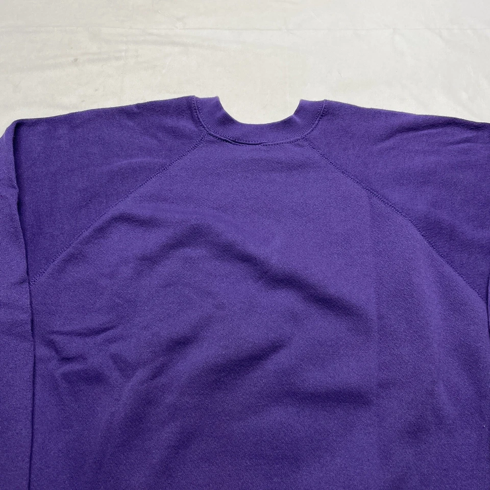 Vintage 90s Sweatshirt Size Large Purple Pullover Fruit Art Pineapple Apple USA - Image 4 of 4