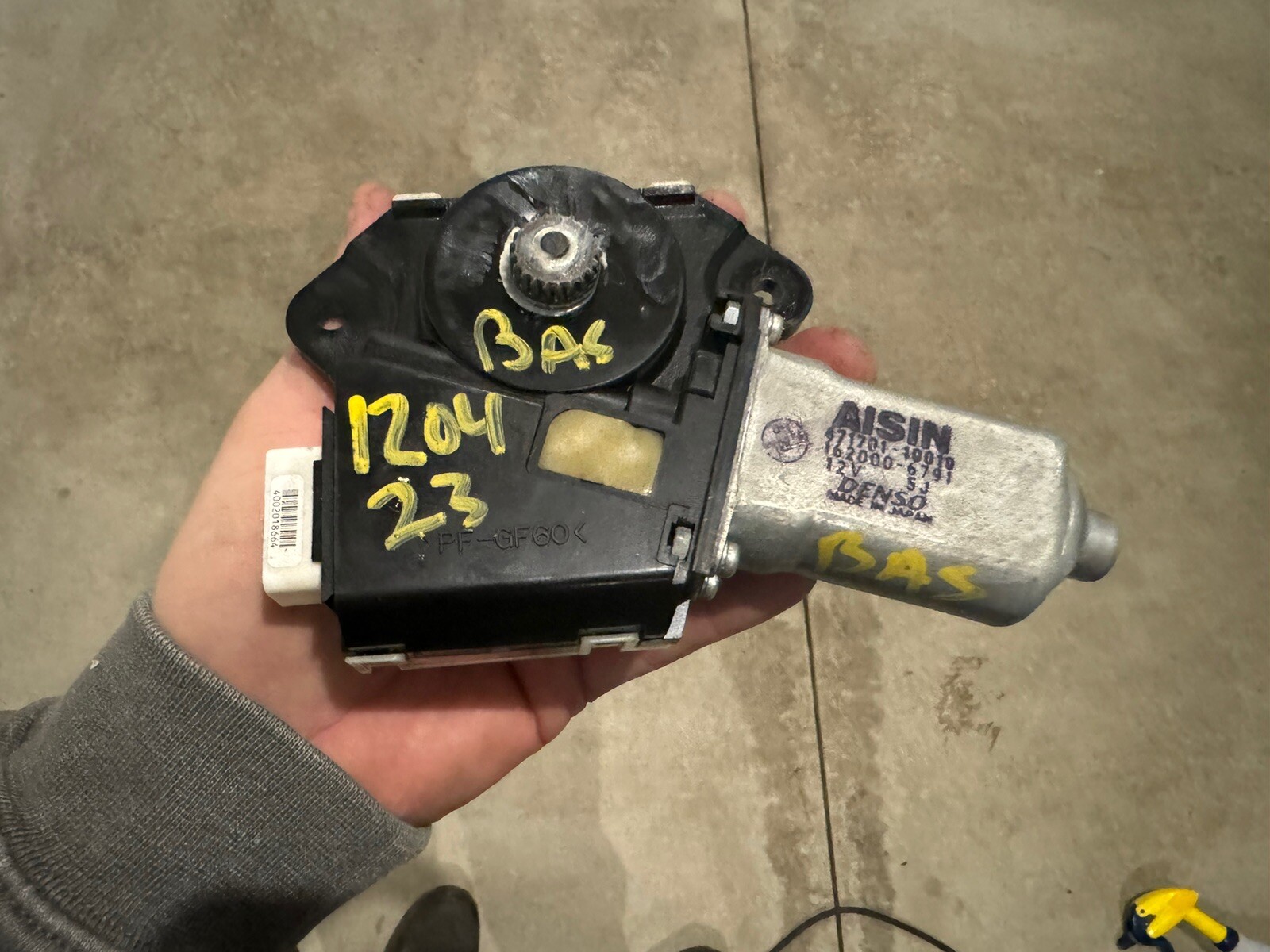 20082021 Toyota Sequoia / Tundra Sunroof Motor 47170110010. 162000