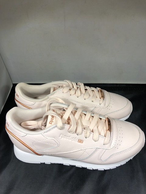 reebok classic womens pink