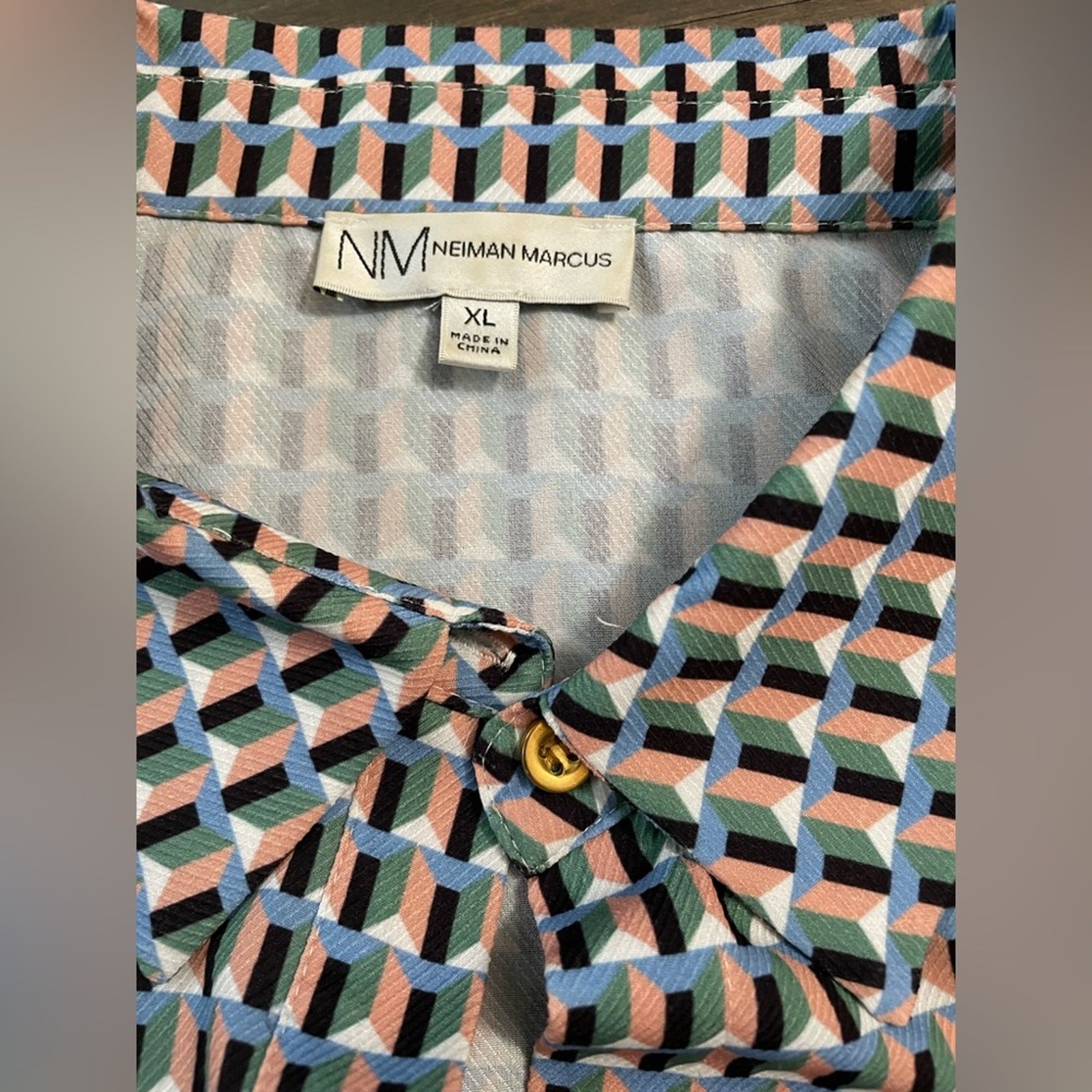 Neiman Marcus Geometric Patterned Button Down Dre… - image 5