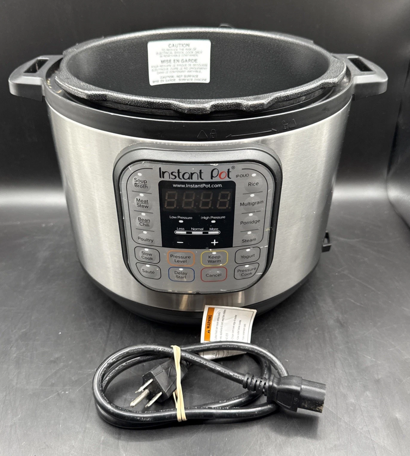 Instant Pot IP-DUO60 V3 6-Quart Pressure Cooker Replacement Base Unit Only WORKS