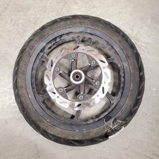 Llanta y neumático de rueda delantera Kymco Super 8 - neumático CST Cheng Shin 120/70-14