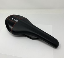 Sella Fizik Tundra M5 Manganes…