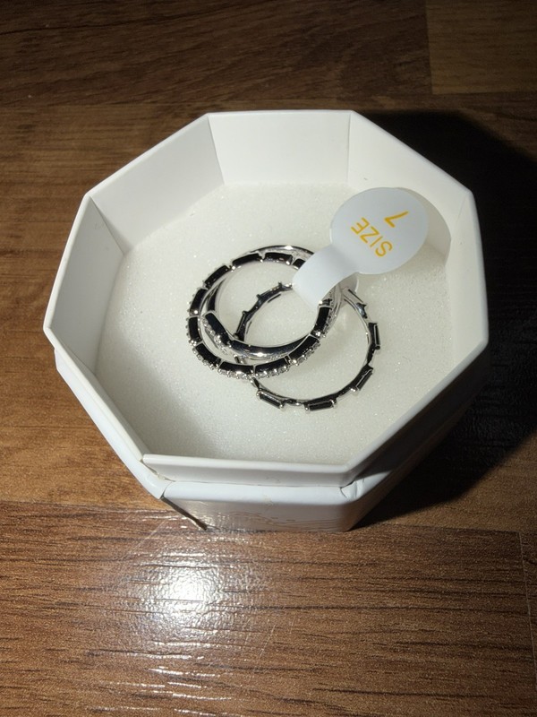 (3 Bands) RG82997 "Always A Favorite" Size 7 Black Onyx on Rhodium Bomb Party 
