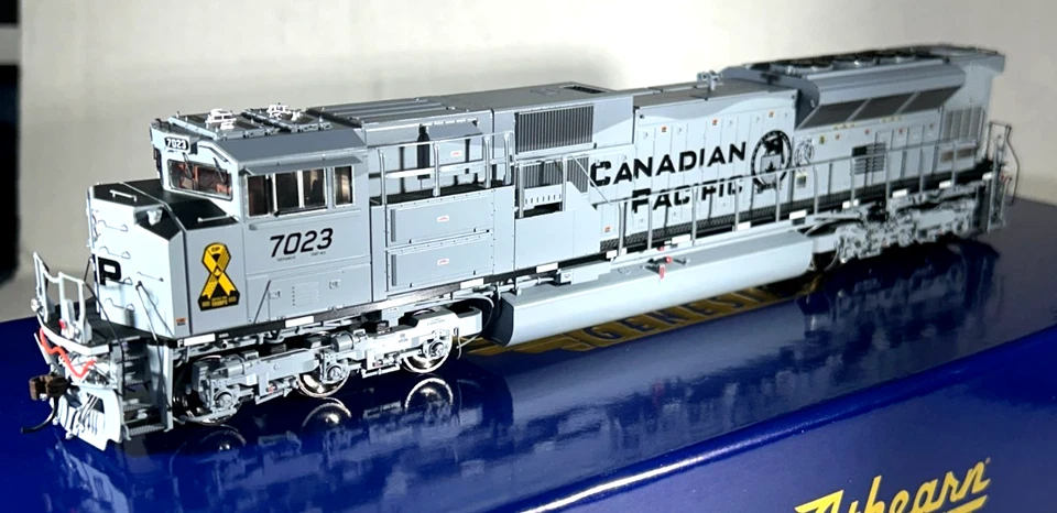 ATHEARN GENESIS HO SD70ACU LOCOMOTIVE NO/ SOUND&DCC CANADIAN PACIFIC ATHG75754 - Image 3 of 4