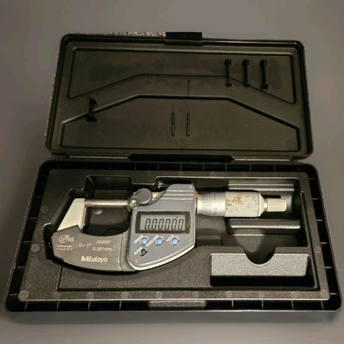 Lightly Used Mitutoyo 0 - 1" Outside Digital Micrometer 293-330