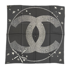 Size OS Chanel 26A CC Star Pop Black Silk Scarf