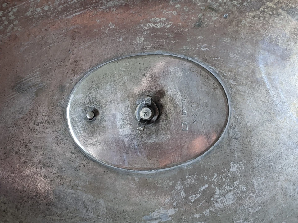 GRANDE CAPA ANTIGA DE CÚPULA DE CARNE/ALIMENTOS BANHADA A PRATA CLOCHE - 17 X 13 X 8 POLEGADAS A - Imagem 2 de 4