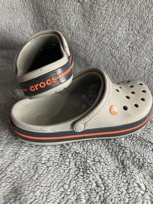 Crocs Sandalen Sommerschuhe Sandalette Croslite Schuhe Gr. EU 41/42 M8 W10 Grau
