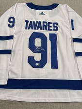 John Tavares Cards, Rookies Cards and Autographed Memorabilia Guide 12