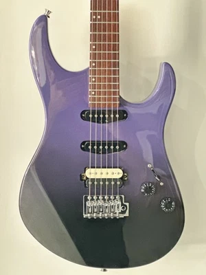 Donner DMT-66 Solid-Body E-Gitarre, HSS Pickups, Tremolo-Brücke & Gigbag Set