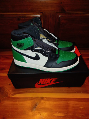 Size 10.5 - Jordan 1 Retro High OG Pine Green 2018