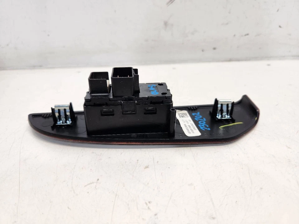 2007 Chevrolet Avalanche 1500 Drivers Left Rear Window Switch *Woodgrain* - Image 4 of 4