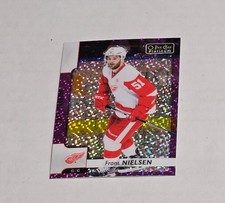 2017-18 O-Pee-Chee Platinum #73 Frans Nielsen Violet Pixels NHL Hockey Card