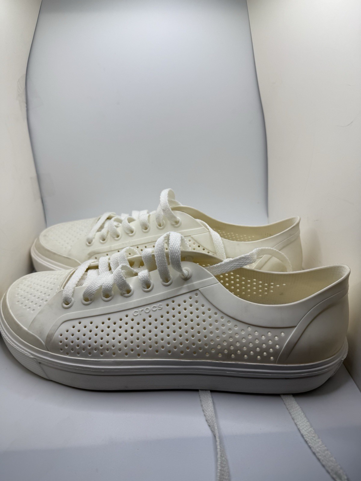 CROCS CITILANE ROKA COURT PERF WHITE POLY SNEAKER SHOES M10