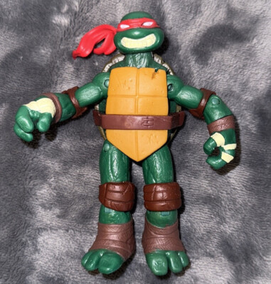 Teenage Mutant Ninja Turtles Raphael Toy Figure TMNT 2012 Viacom