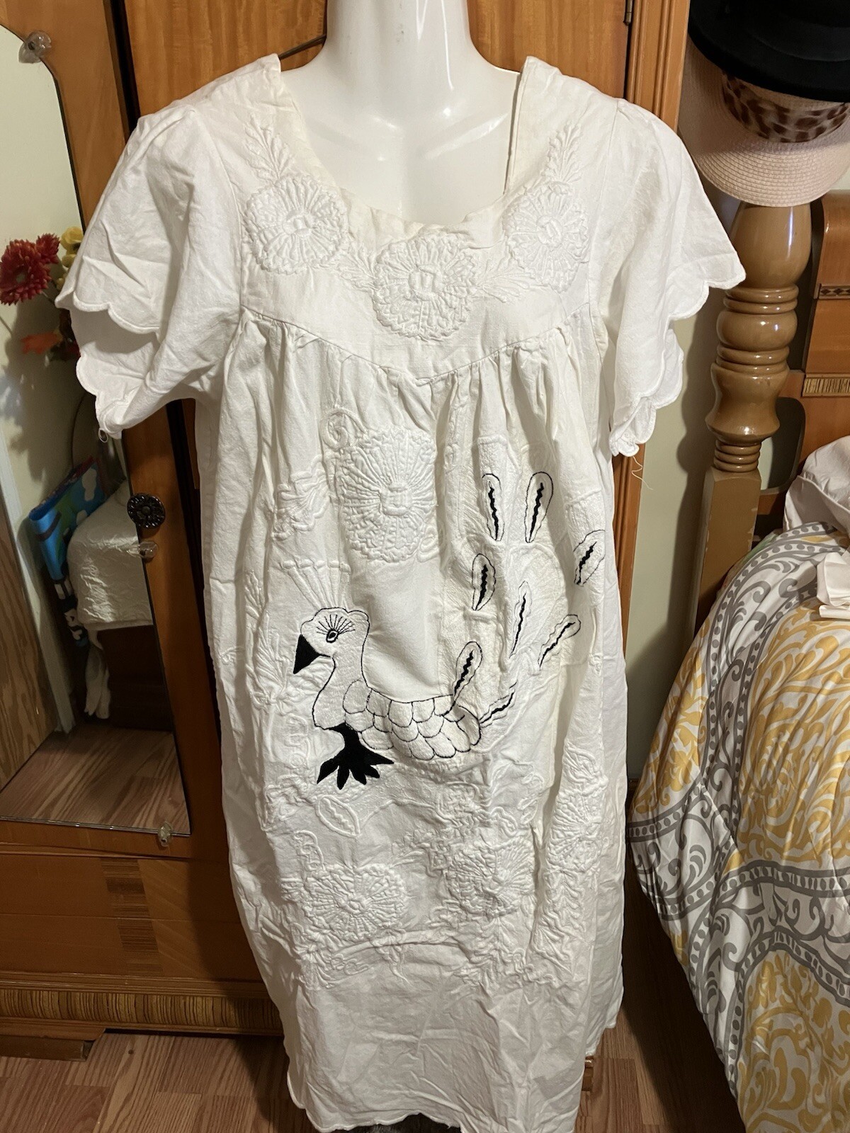 Picture 1 of 6