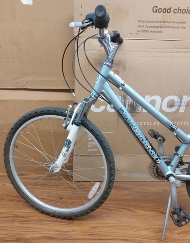 Diamondback bike - Sky Blue Lustre 1.Bicycle. - Picture 13 of 14