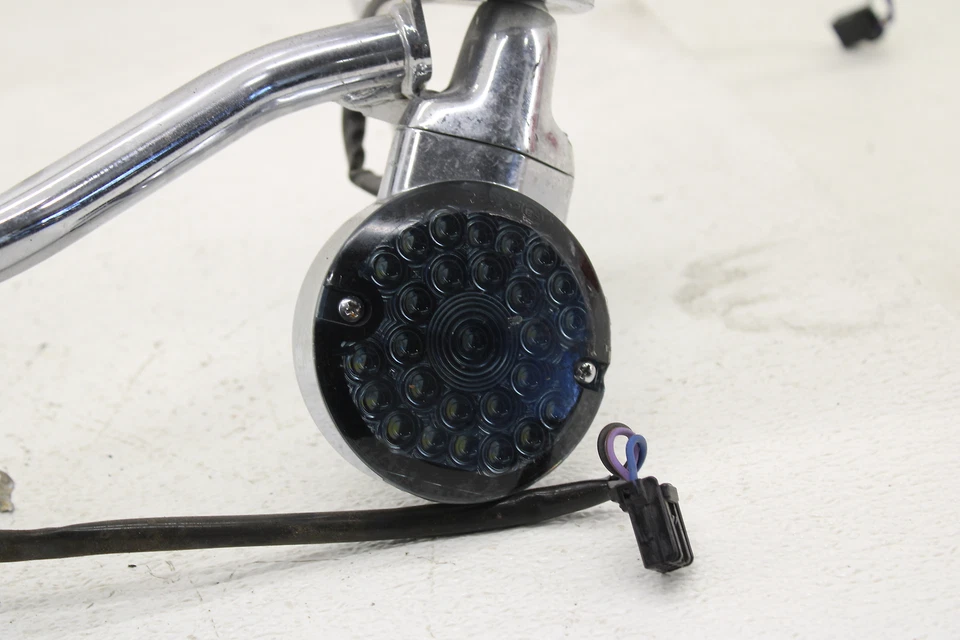 Sinais de seta dianteiros 03-05 Harley Davidson Touring Electra Road King - Imagem 4 de 4