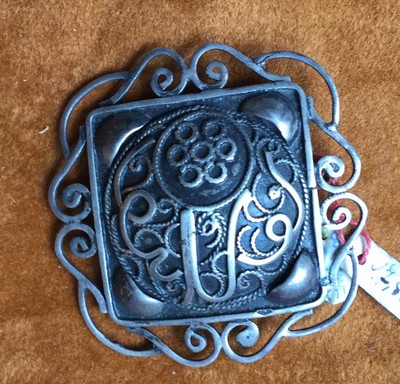 Broche Ancienne En Argent - Motifs Arabes - Occasion - Bijou Ethnique