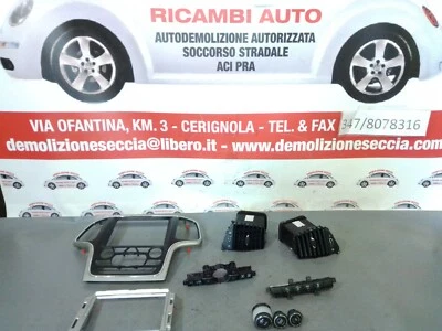 MASQUE AUTORADIO NAVIGATEUR RADIO JEEP GRAND CHEROKEE WK2 2010>021 ORIGINAL - Photo 1/4