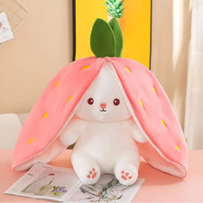 Hase mit Erdbeeren Plüschtier 25cm Stofftier Kuscheltier Figur Spielzeug Kinder