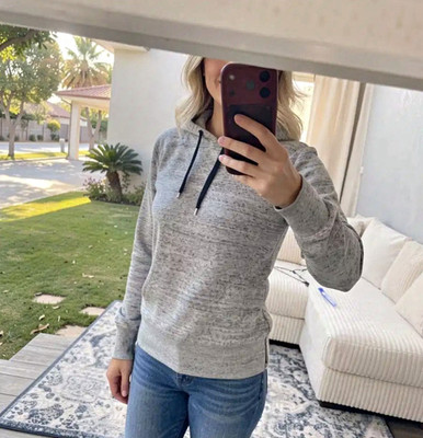 H&M Divided Women's Heathered Gray Fleece Pullover Hoodie Drawstring M