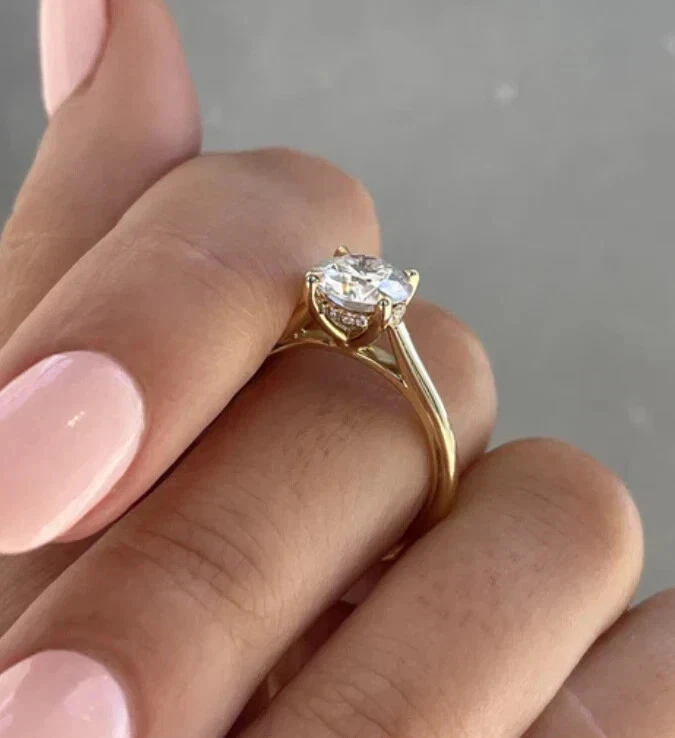 1Ct Round Cut White Moissanite Women's Wedding Ring 14K Yellow Gold Plated - Image 3 of 4