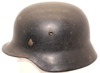 TT874: Stahlhelm M 40 schwarz lackiert ET 64 Los Nr. 4056 3 Gr. 57