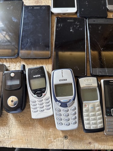 Large Bundle/Job Lot of 49 Mobile Phones - All Untested Spares Or Repairs. - Photo 10/20