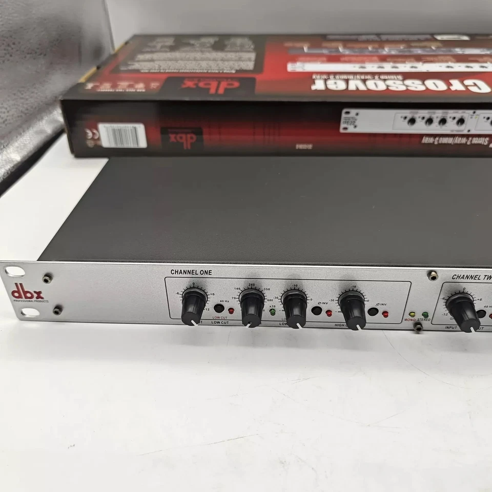 DBX By Harman 223xs Crossover Stereo 2-Way / Mono 3-Way in Box w/ Manual - Image 4 of 4
