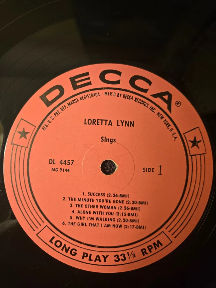 LORETTA LYNN SINGS DEBUT LP SCARCE 1963 PINK LABEL PROMO ORIGINAL!!! - Image 4 of 4