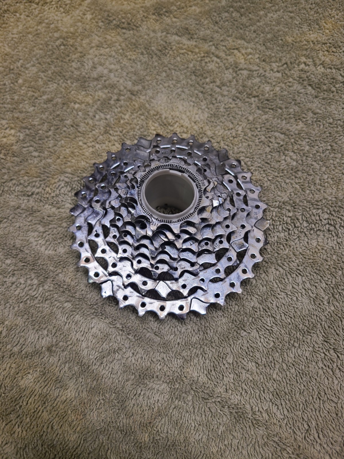 SRAM PG-850 8-Speed Cassette 11-32t Silver | SRAM - Shimano Compatible