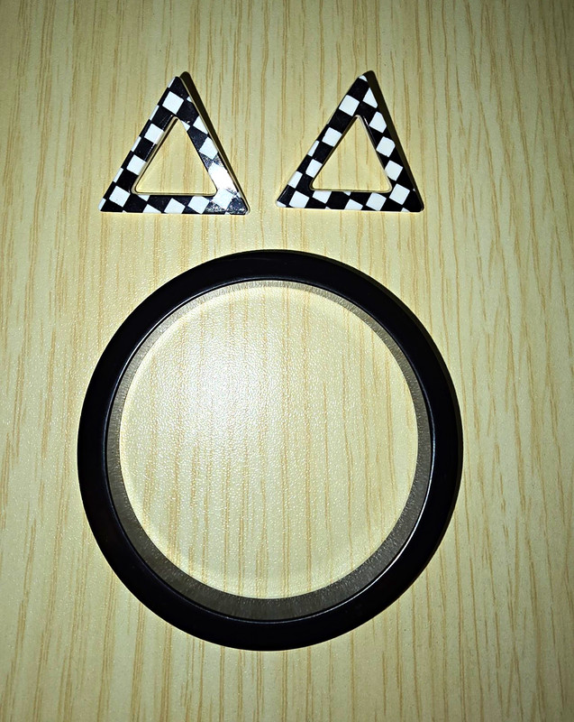 Retro 80's Black & White Checkered Triangle  Earrings And Bracelet