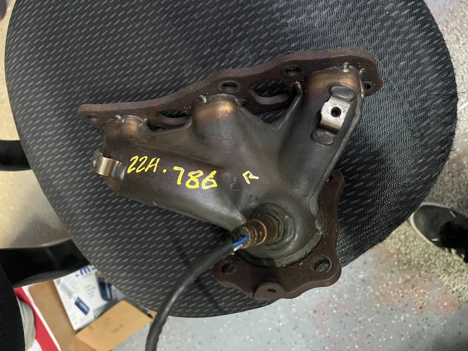 Conjunto de colector de escape trasero derecho 15-22 Murano 3,5 L 6 cilindros OEM con garantía Foto 2 de 4