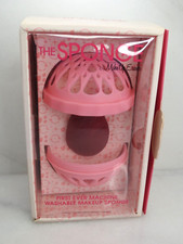 THE SPONGE BY MAKE UP ERASER FIRST EVER MACHINE WASHABLE MAKEUP SPONGE BOXED