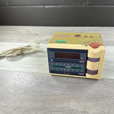 Vintage Alarm Clock Radio GE P'Jammer PJammer 7-4607WHA Tested