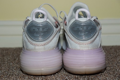 Air Max 2090 Platinum Tint / Light Violet - Metallic Platinum Gr. 5 - Bild 3 von 4