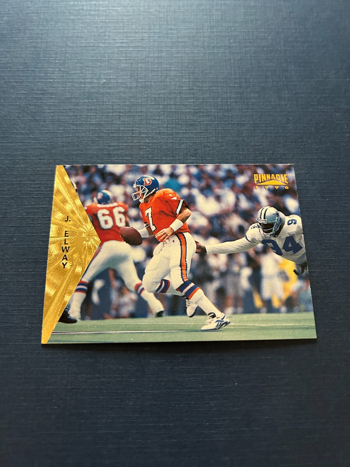 1996 Pinnacle Football John Elway #67 HOF Set Break