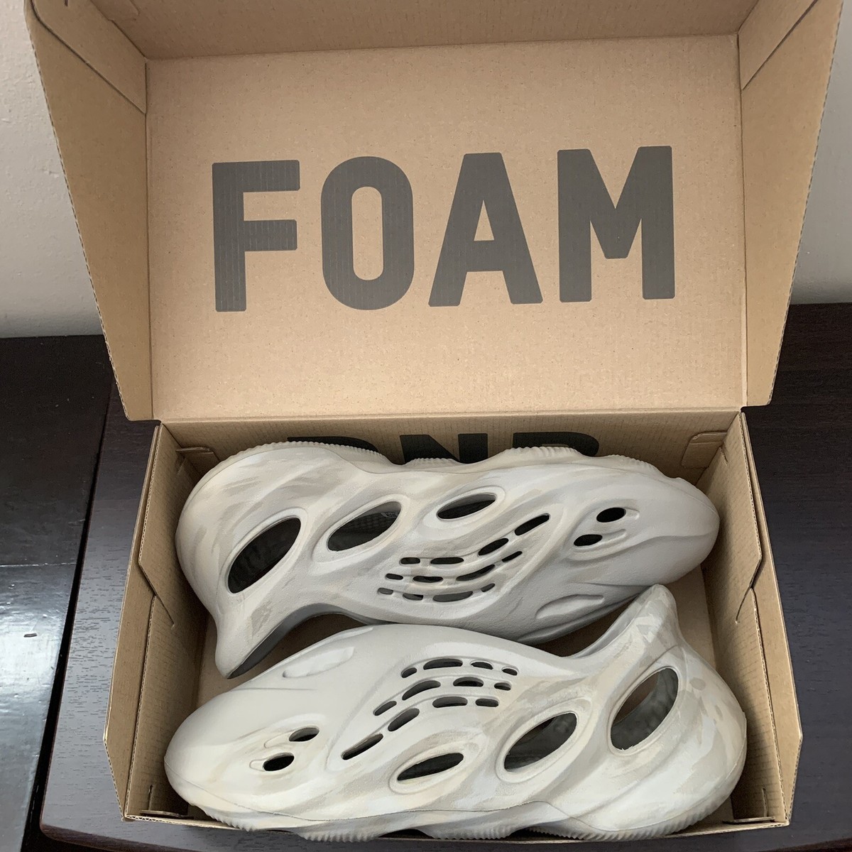 Adidas Yeezy Foam RNNR Runner Stone Sage Mens Size 12