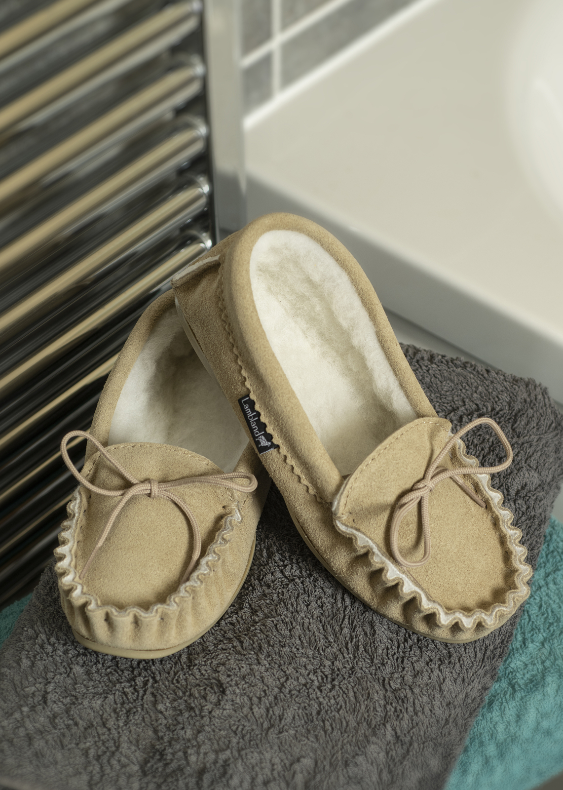 SAOLA Pantofole da uomo pelle di pecora suola antiscivolo cravatta mocassini scarpe da casa