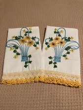 VINTAGE HAND CROCHETED PILLOWCASES YELLOW BASKETS FLORAL - BEAUTIFUL