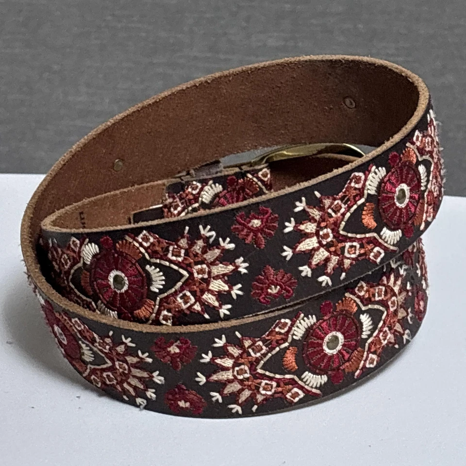 Cinturón Lucky Brand S Cuero Marrón Bordado Latón Boho Western Hippie 32-36" Foto 2 de 4
