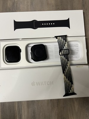 Apple Watch 10 46mm GPS schwarz,sehr gut Zustand  mit unbenutzt original Armband