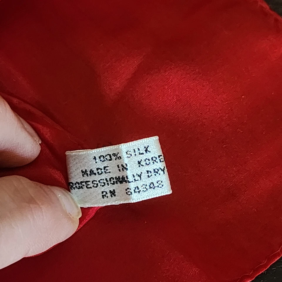 Vintage 100% Seda Design Equestre Ouro Vermelho Borda Costurada à Mão 32x32" Coreia - Imagem 4 de 4